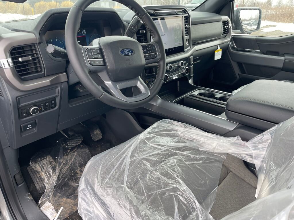 New 2025 Ford F150 XLT w/ Equipment Group 302A MID image 6