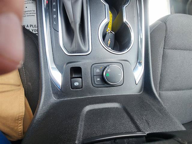 Used 2023 Chevrolet Traverse LT FWD image 33