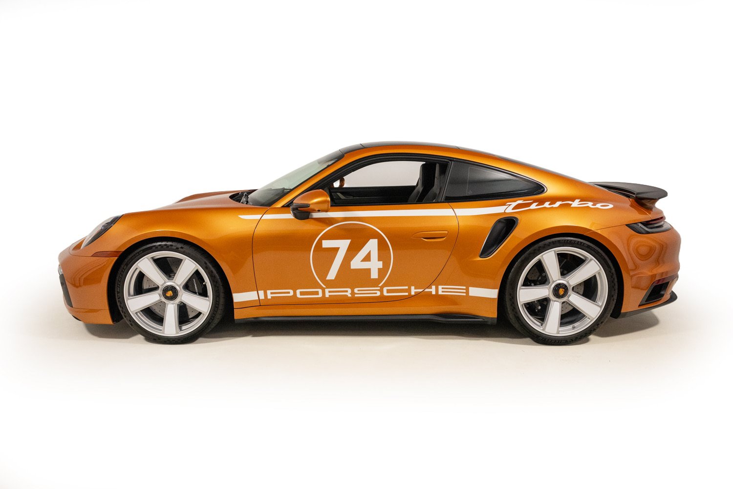 Used 2025 Porsche 911 Turbo S AWD/4WD image 3