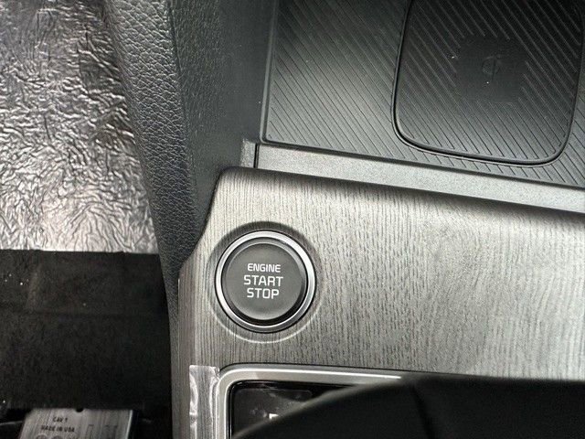 New 2026 Kia Sportage X-Line w/ X-Line Technology Package AWD/4WD image 36