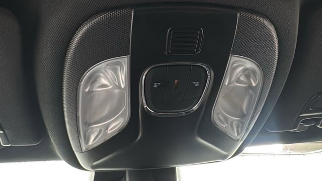 Used 2024 Jeep Compass Trailhawk image 29