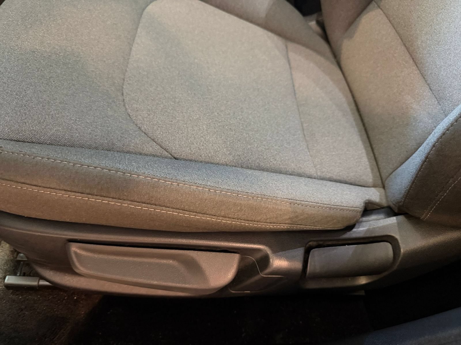 Used 2025 Kia K4 FWD image 21