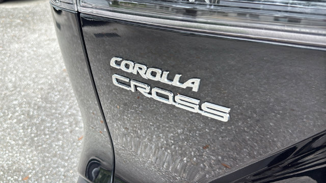 Used 2026 Toyota Corolla Cross LE FWD image 7
