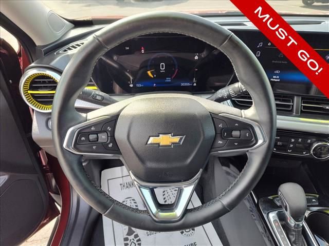 Certified 2024 Chevrolet Trax LT w/ LT Convenience Package image 13