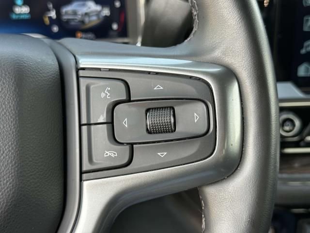 Used 2023 Chevrolet Silverado 1500 LT AWD/4WD image 21