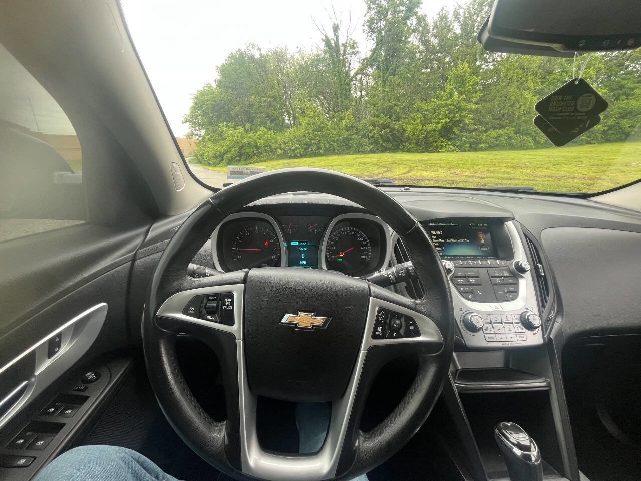 Used 2017 Chevrolet Equinox LT w/ Convenience Package AWD/4WD image 20