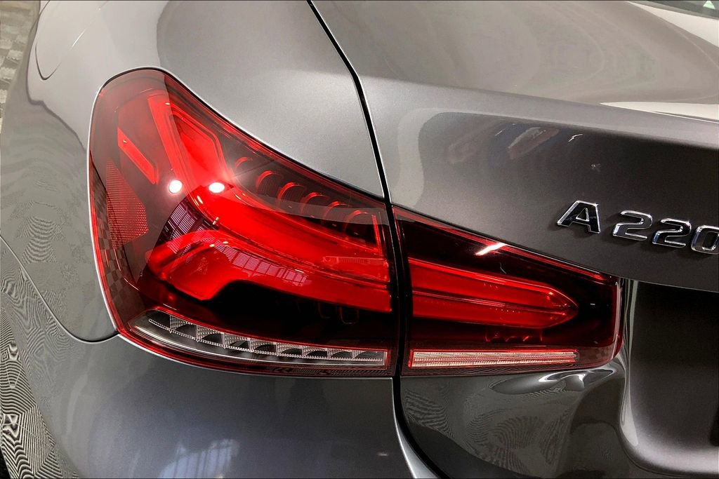 Used 2022 Mercedes-Benz A 220 image 28