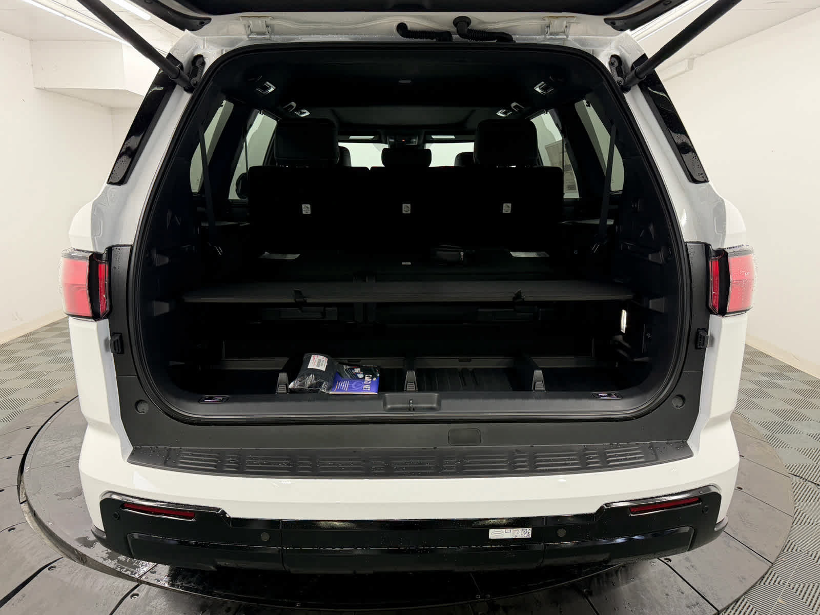 New 2026 Toyota Sequoia Limited w/ Tow Technology Package AWD/4WD image 13