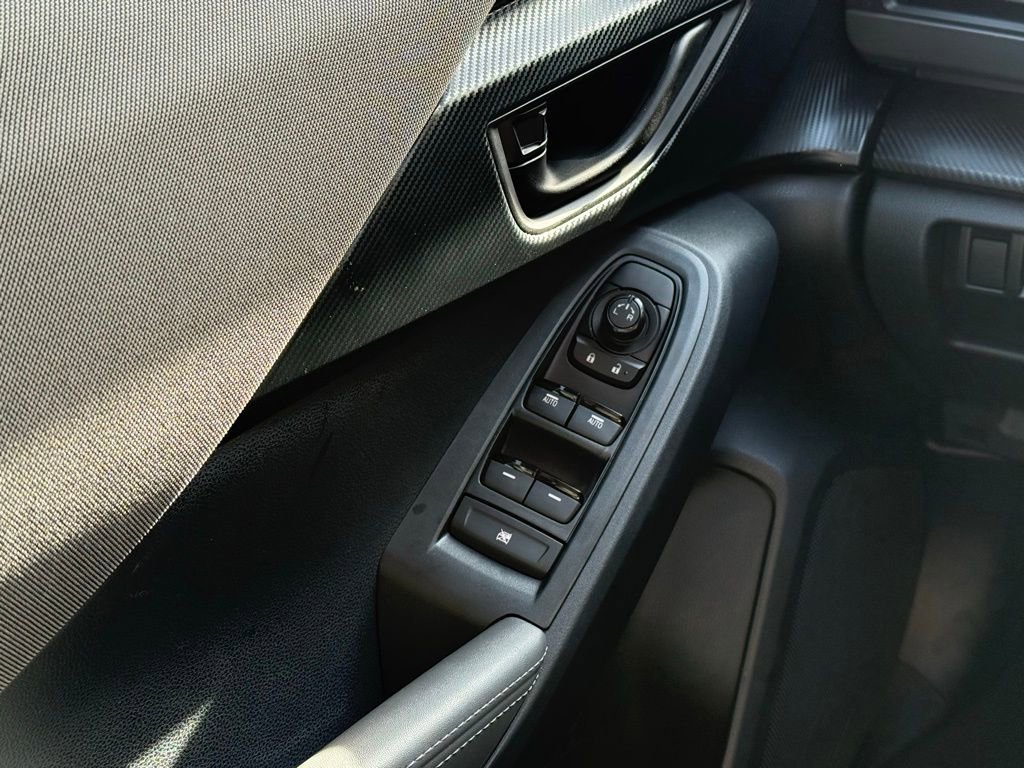 Certified 2025 Subaru Crosstrek 2.0i Premium image 8