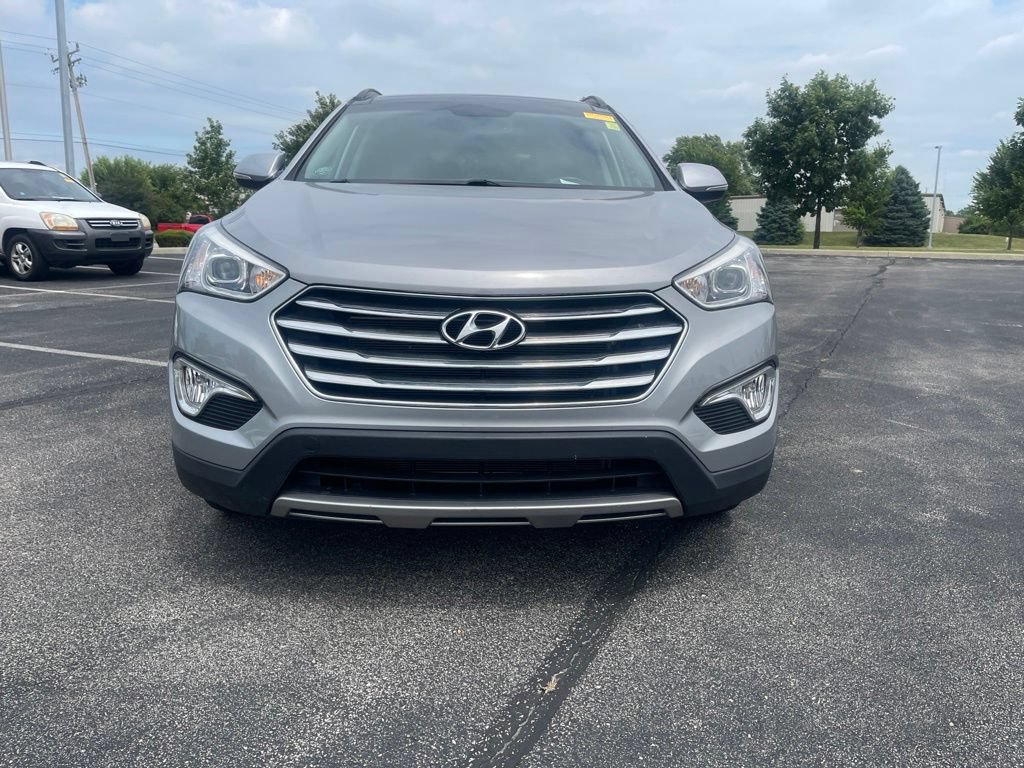 Used 2016 Hyundai Santa Fe Limited w/ Option Group 04 FWD image 2