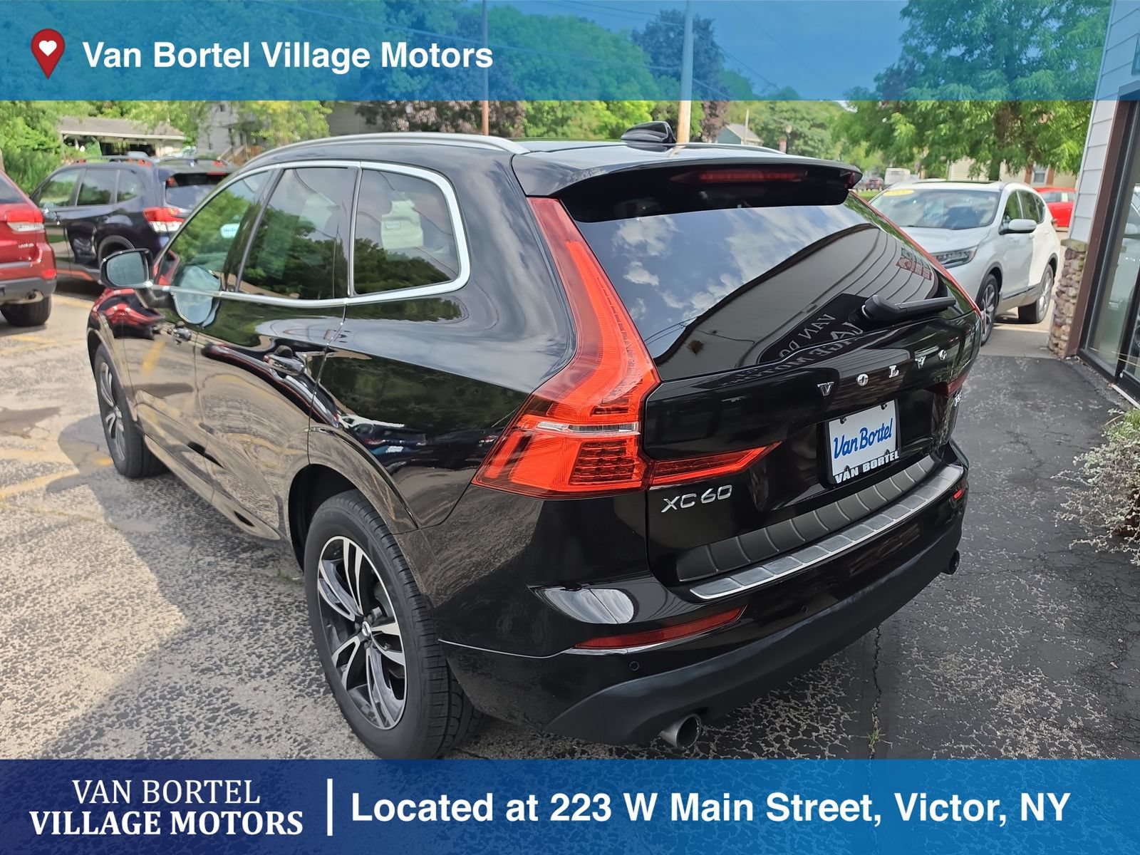 Used 2020 Volvo XC60 T5 Momentum w/ Protection Package Premier AWD/4WD image 7