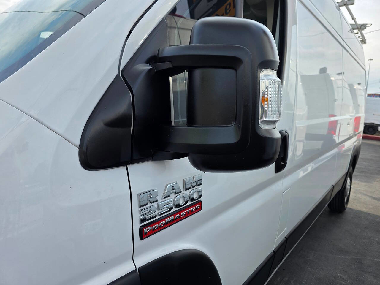 Used 2020 RAM ProMaster 2500 w/ Premium Appearance Group image 22