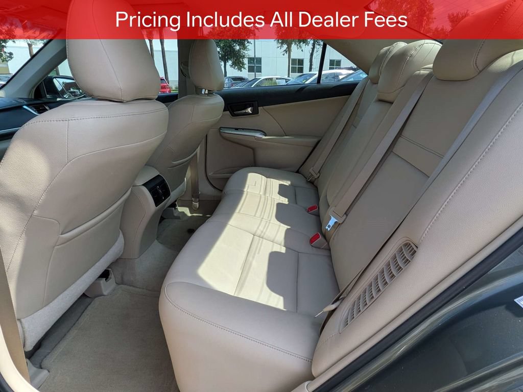 Used 2014 Toyota Camry XLE w/ Moonroof Package FWD image 14