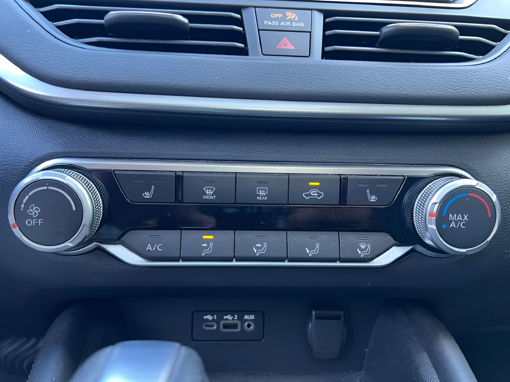 Used 2022 Nissan Altima 2.0 SR FWD image 31
