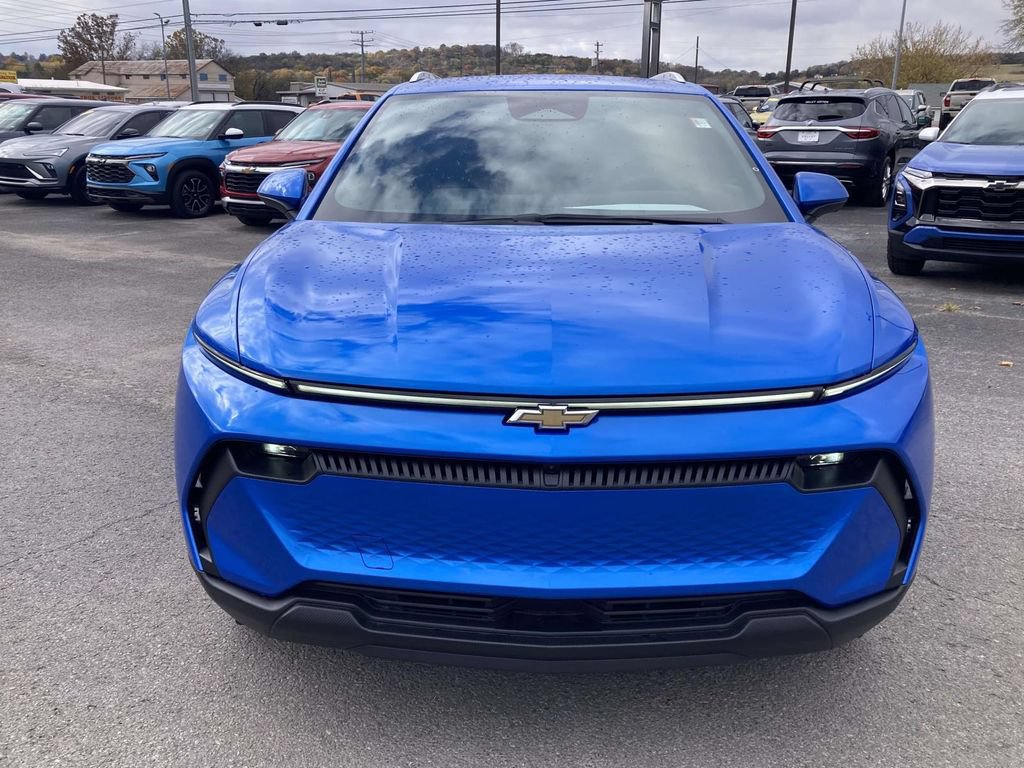 New 2026 Chevrolet Equinox EV LT AWD/4WD image 9