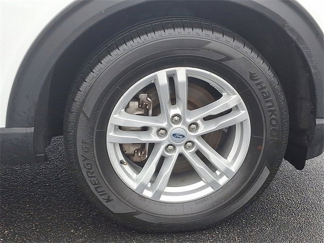 Used 2023 Ford Explorer XLT w/ Equipment Group 202A image 8