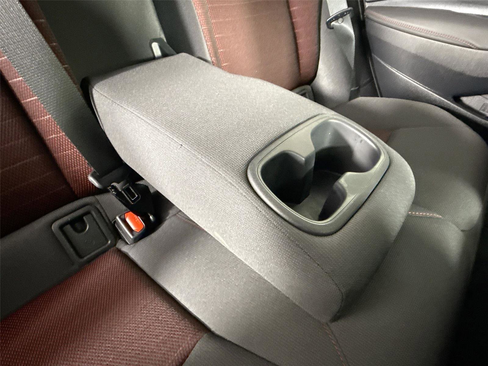 Certified 2025 Toyota Corolla SE image 39