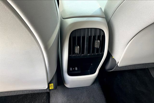 Used 2024 Hyundai Kona SEL w/ Convenience Package image 21