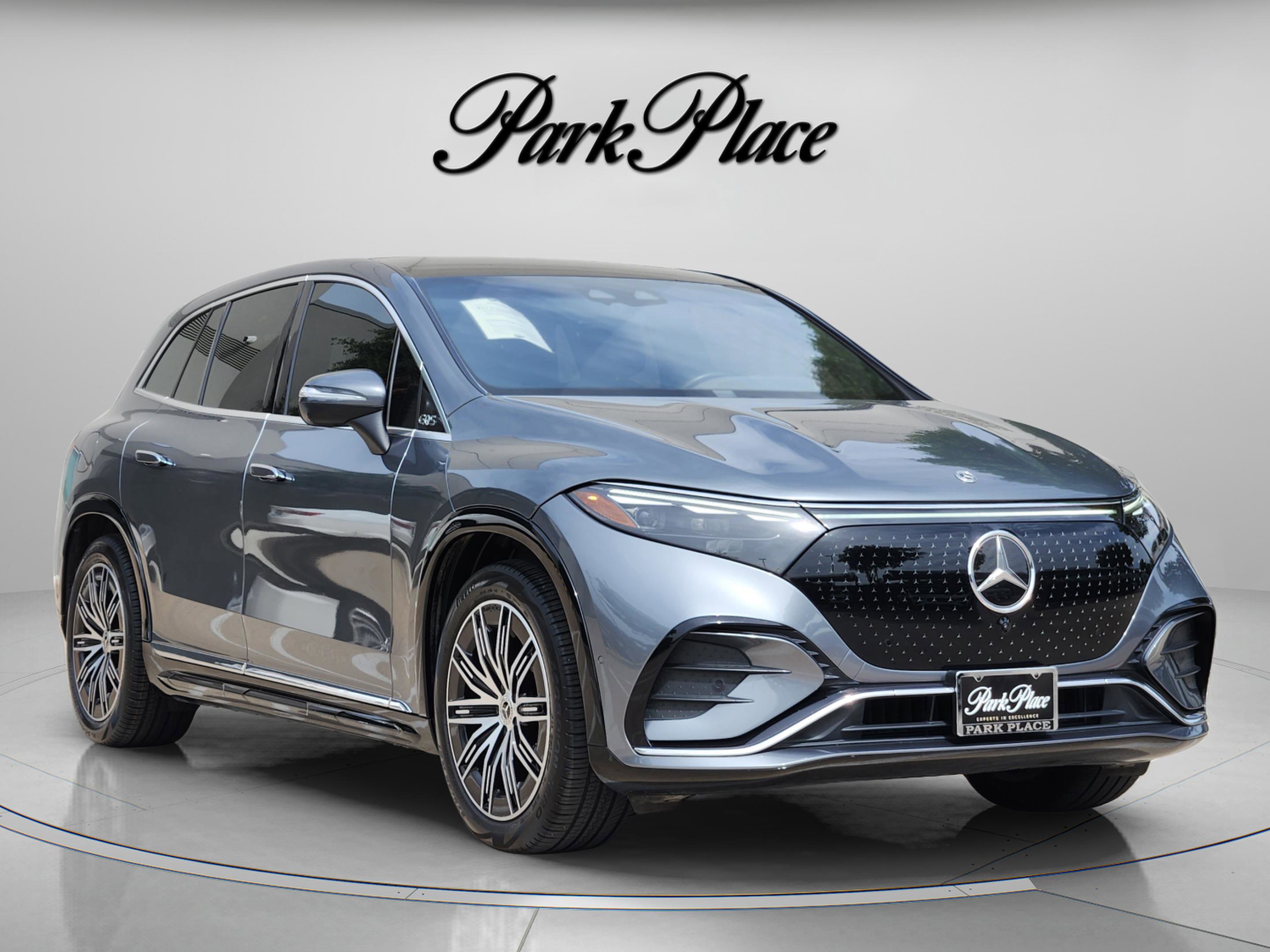 Certified 2023 Mercedes-Benz EQS 580 4MATIC SUV image 4