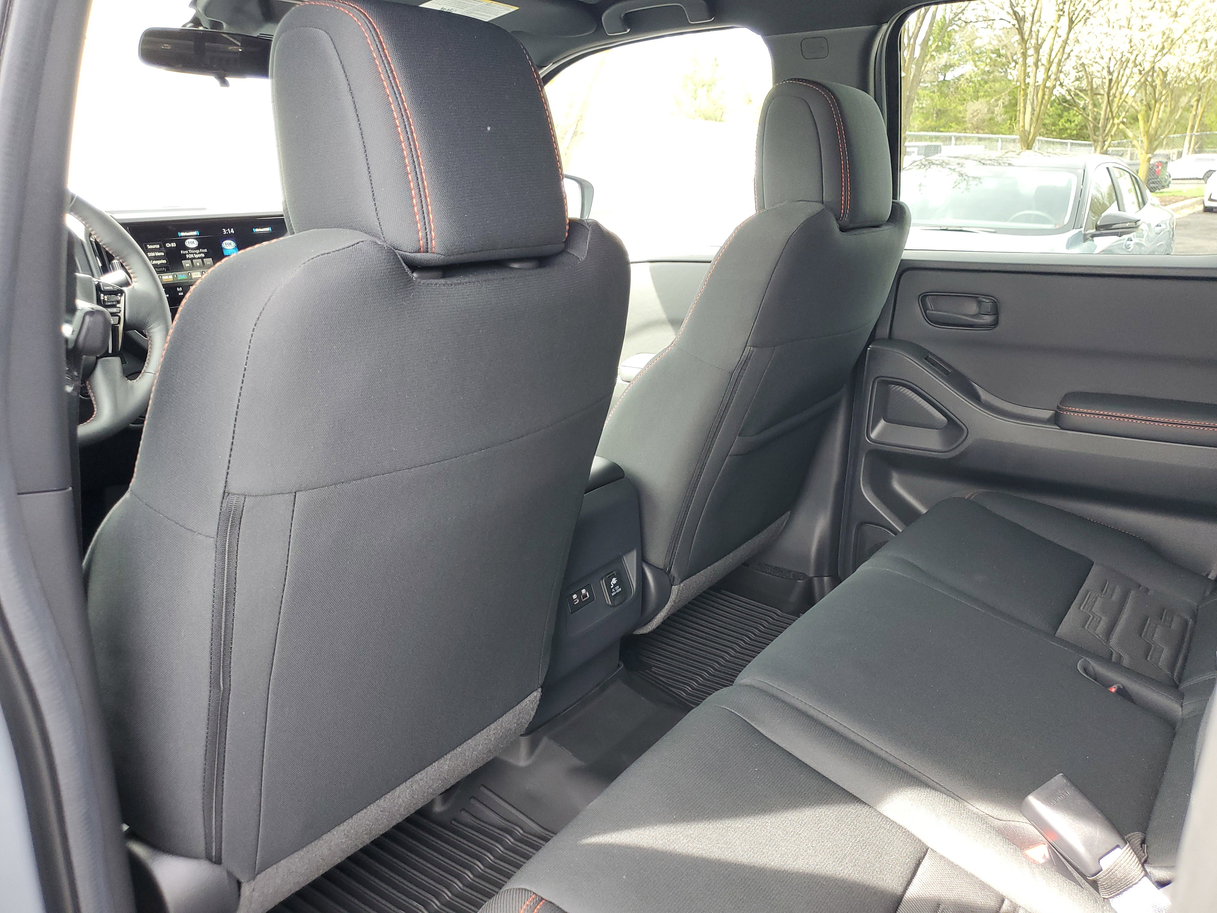 New 2026 Nissan Frontier PRO-4X w/ Pro-4x Convenience Package AWD/4WD image 29