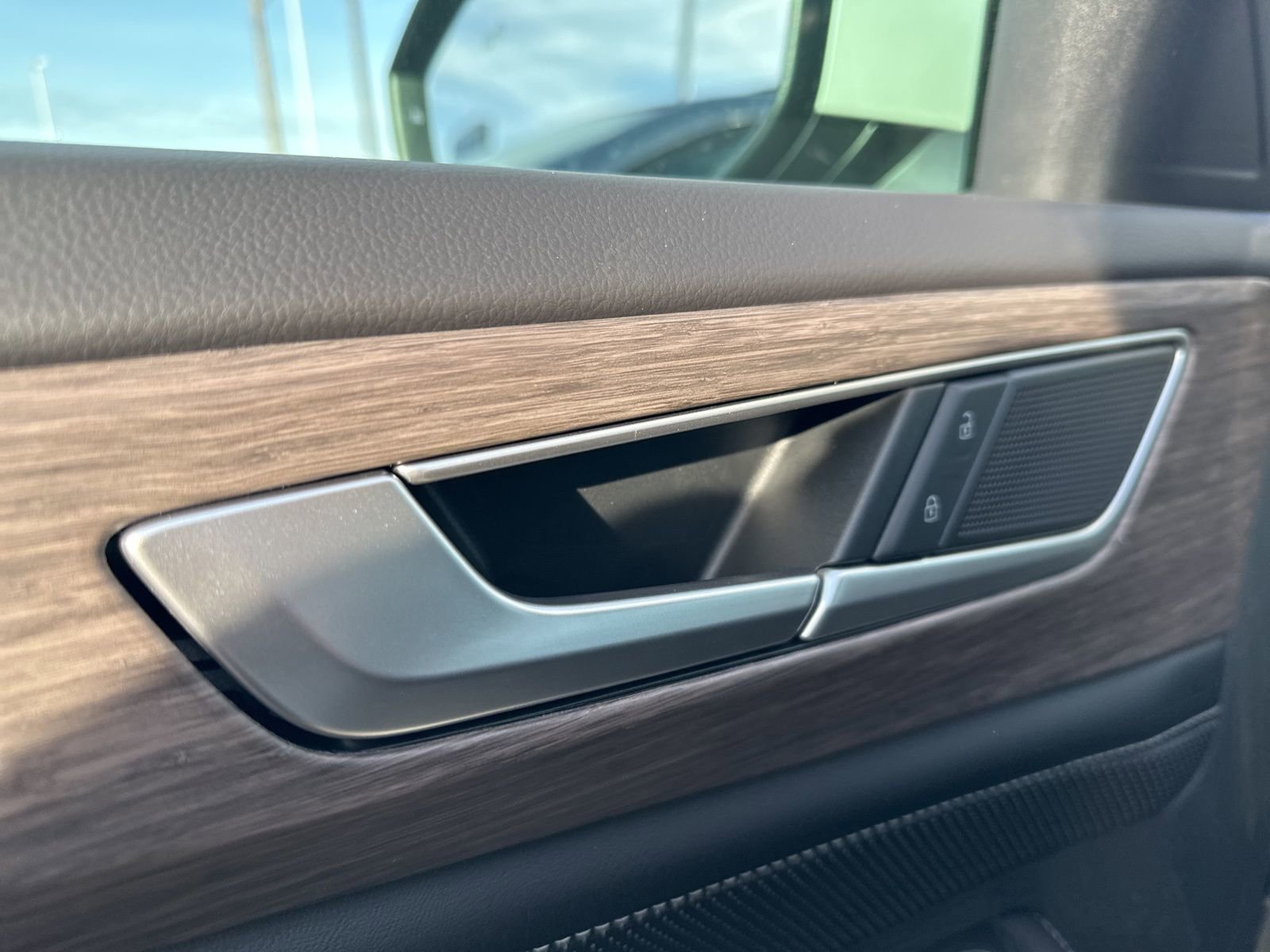 New 2026 Volkswagen Atlas SEL image 15