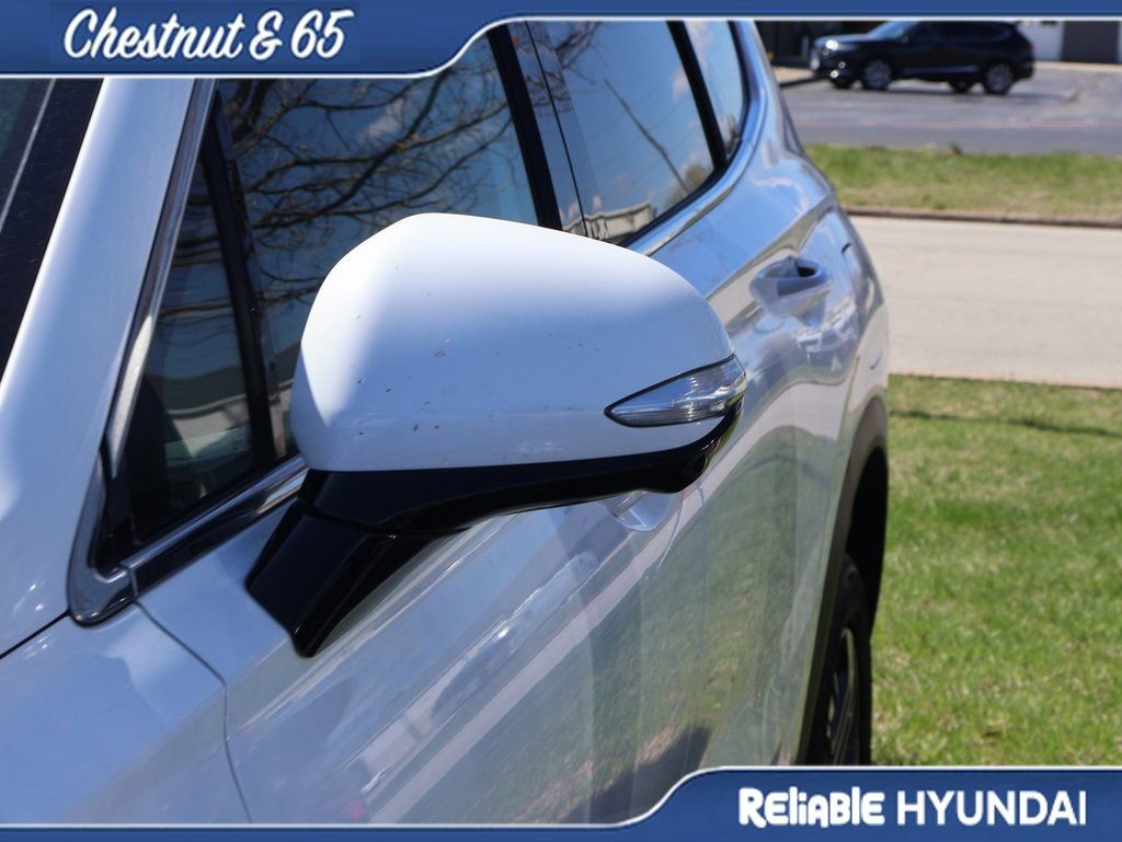Used 2023 Hyundai Santa Fe SEL w/ Premium Package image 13