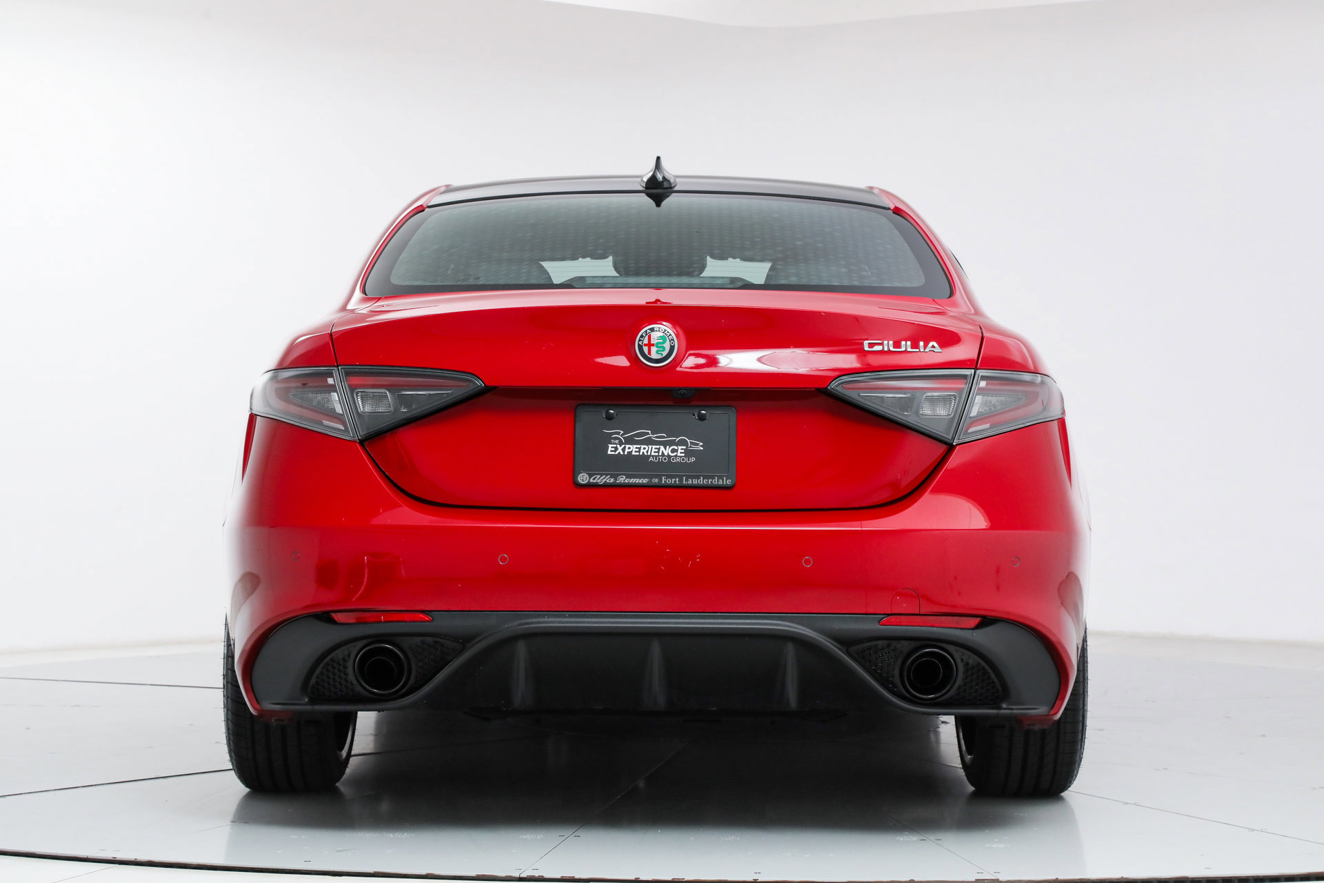 New 2025 Alfa Romeo Giulia w/ Driving Assist Package image 4