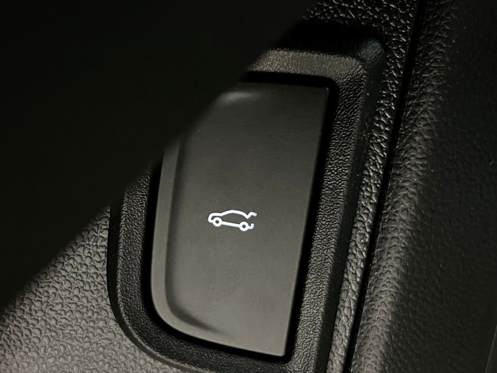 New 2026 Chevrolet Equinox RS image 18
