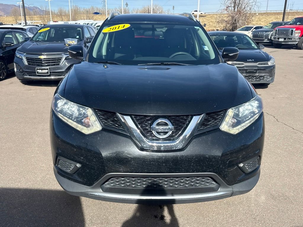Used 2014 Nissan Rogue SV w/ SV Family Package image 3
