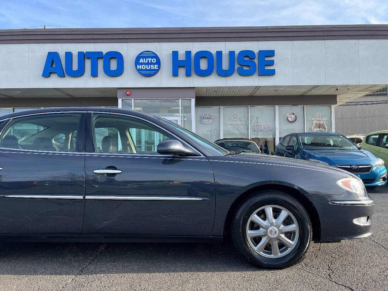 Used 2009 Buick LaCrosse CX image 39