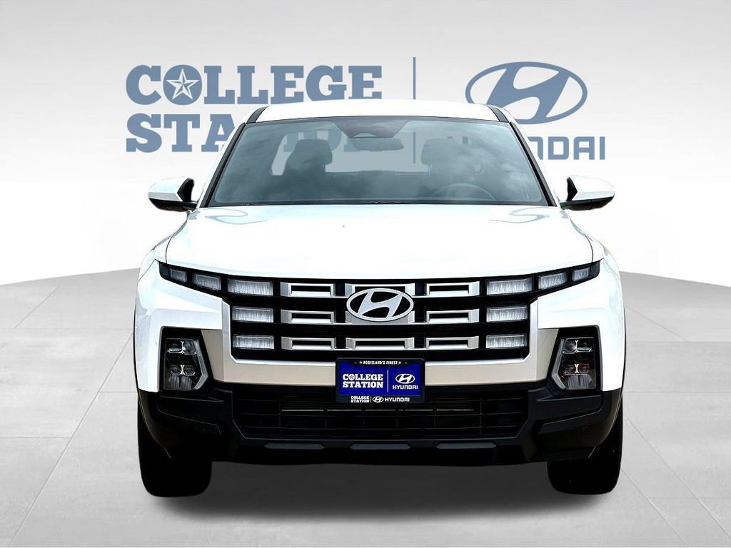 Used 2025 Hyundai Santa Cruz SE image 4