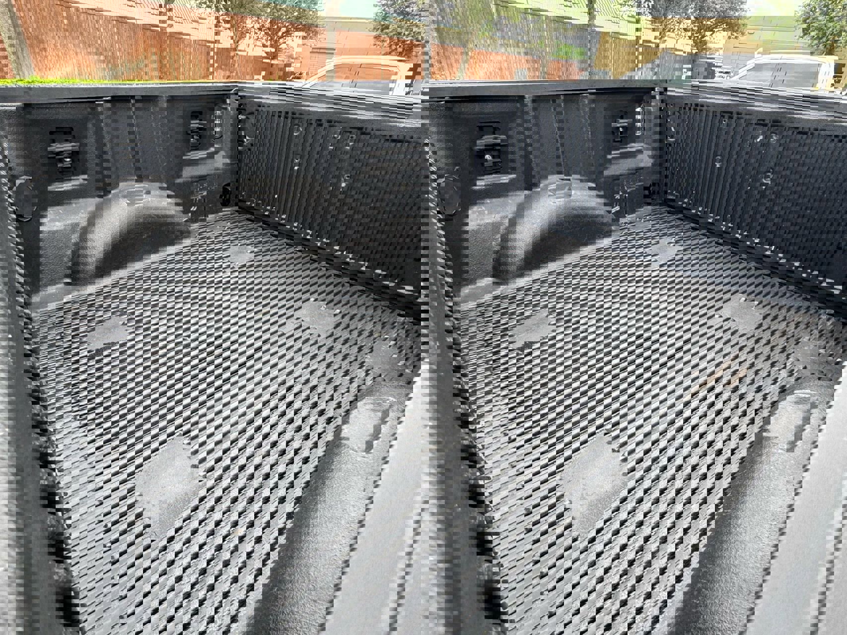 Used 2020 Ford F150 XLT w/ Equipment Group 302A Luxury AWD/4WD image 13