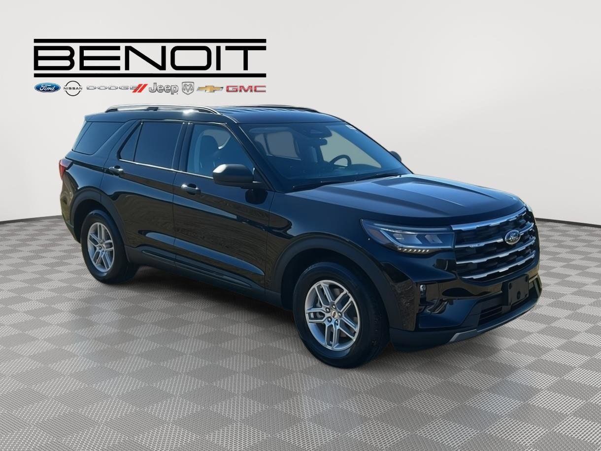 New 2026 Ford Explorer Active w/ Active Comfort Package image 2