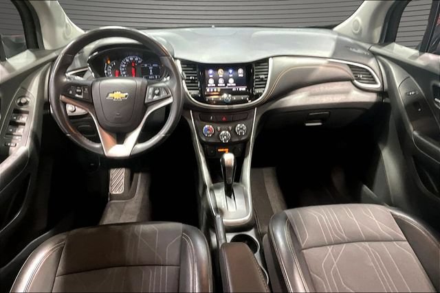 Used 2020 Chevrolet Trax LT w/ LT Convenience Package AWD/4WD image 7