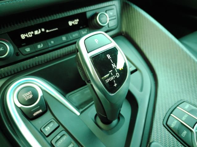 Used 2019 BMW i8 Roadster image 44