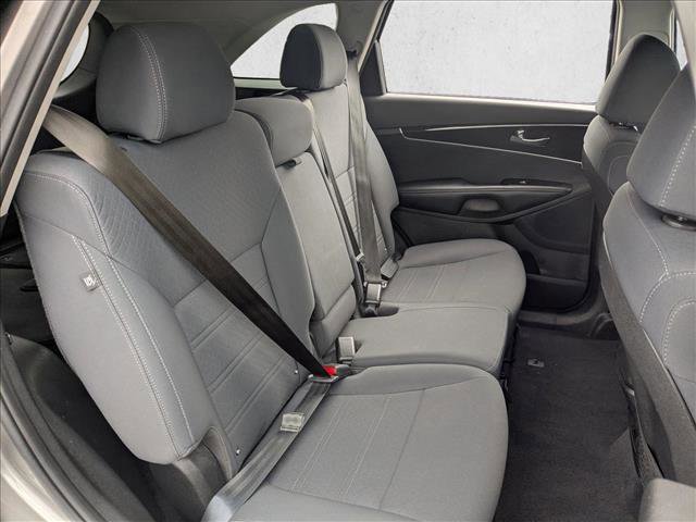 Used 2019 Kia Sorento LX w/ LX Convenience Package image 20