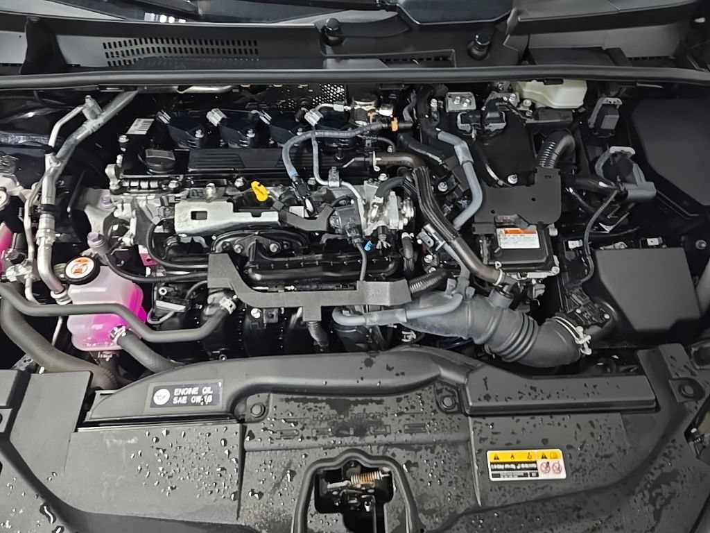 Used 2024 Toyota Prius XLE AWD/4WD image 14