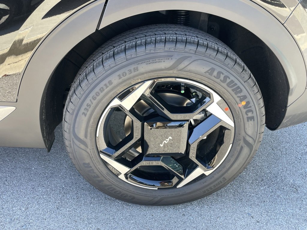 New 2026 Kia Sportage EX image 32