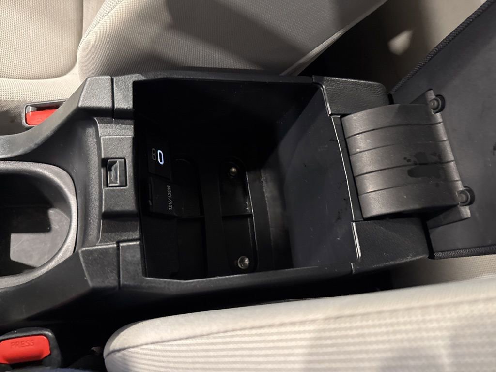 Used 2023 Toyota Corolla Cross LE image 35