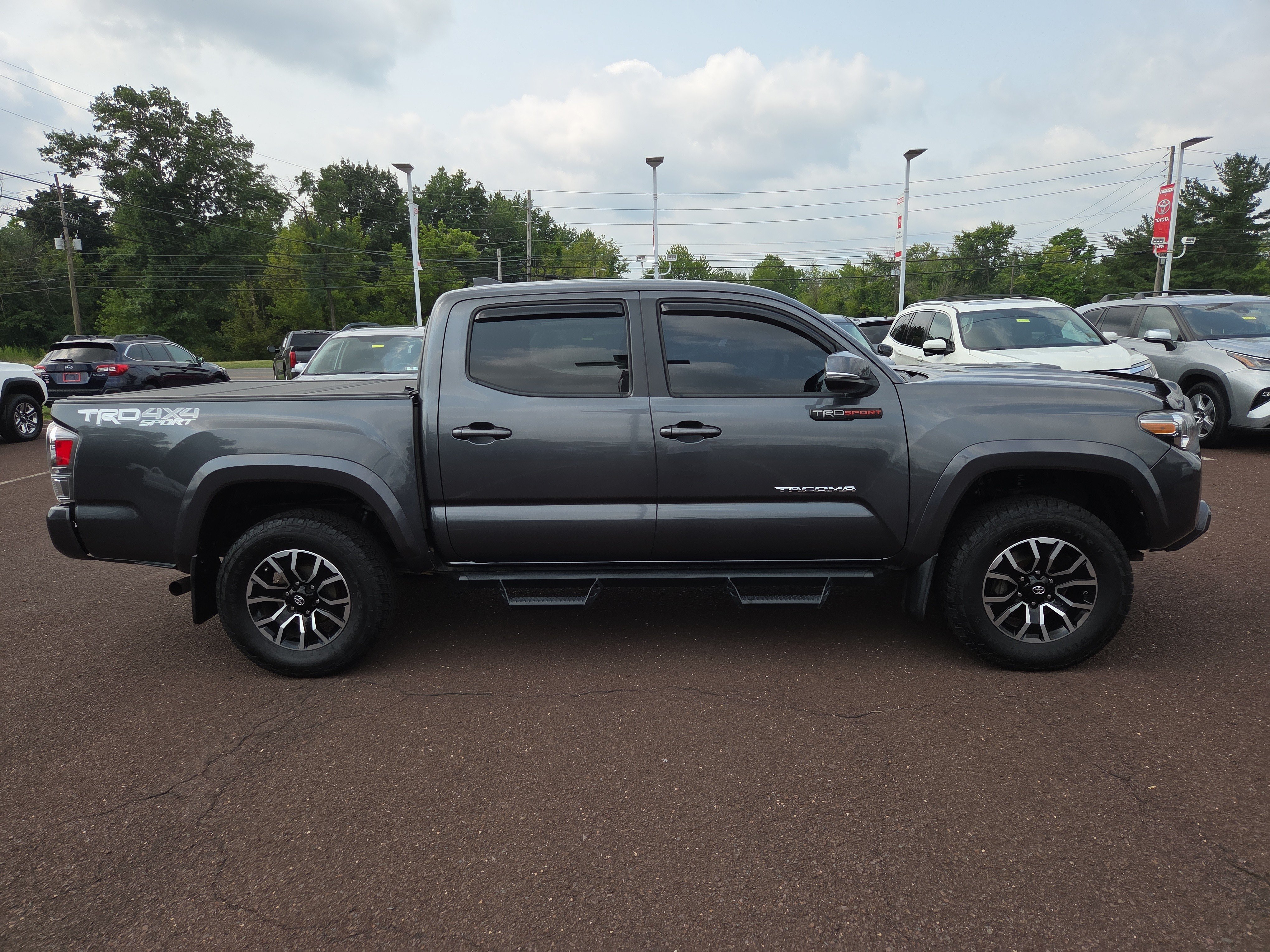 Certified 2021 Toyota Tacoma TRD Sport AWD/4WD image 2
