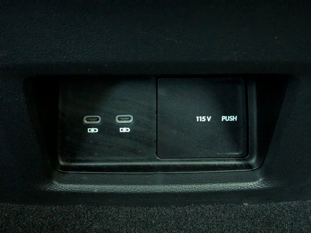 Certified 2024 Volkswagen Atlas Cross Sport SEL R-Line image 19