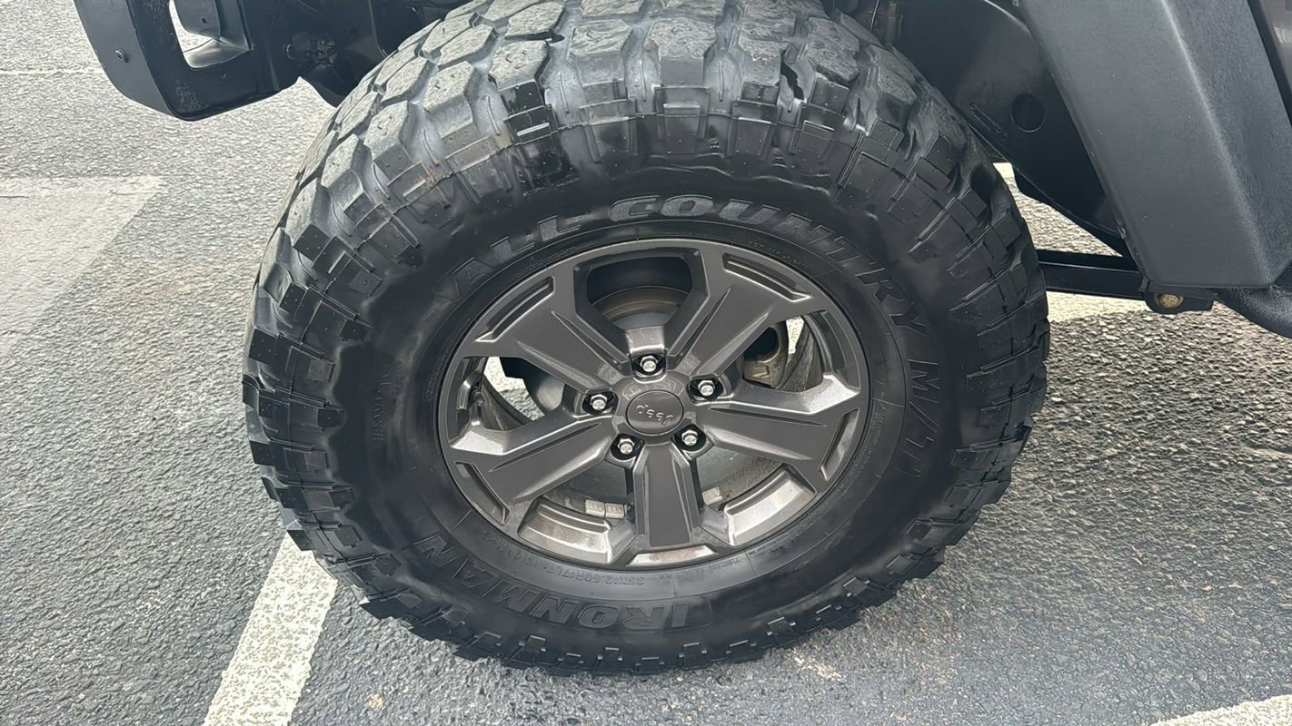 Used 2018 Jeep Wrangler Unlimited Rubicon image 9