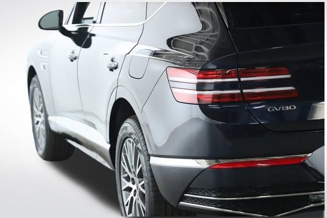 Used 2025 Genesis GV80 2.5T Standard image 42