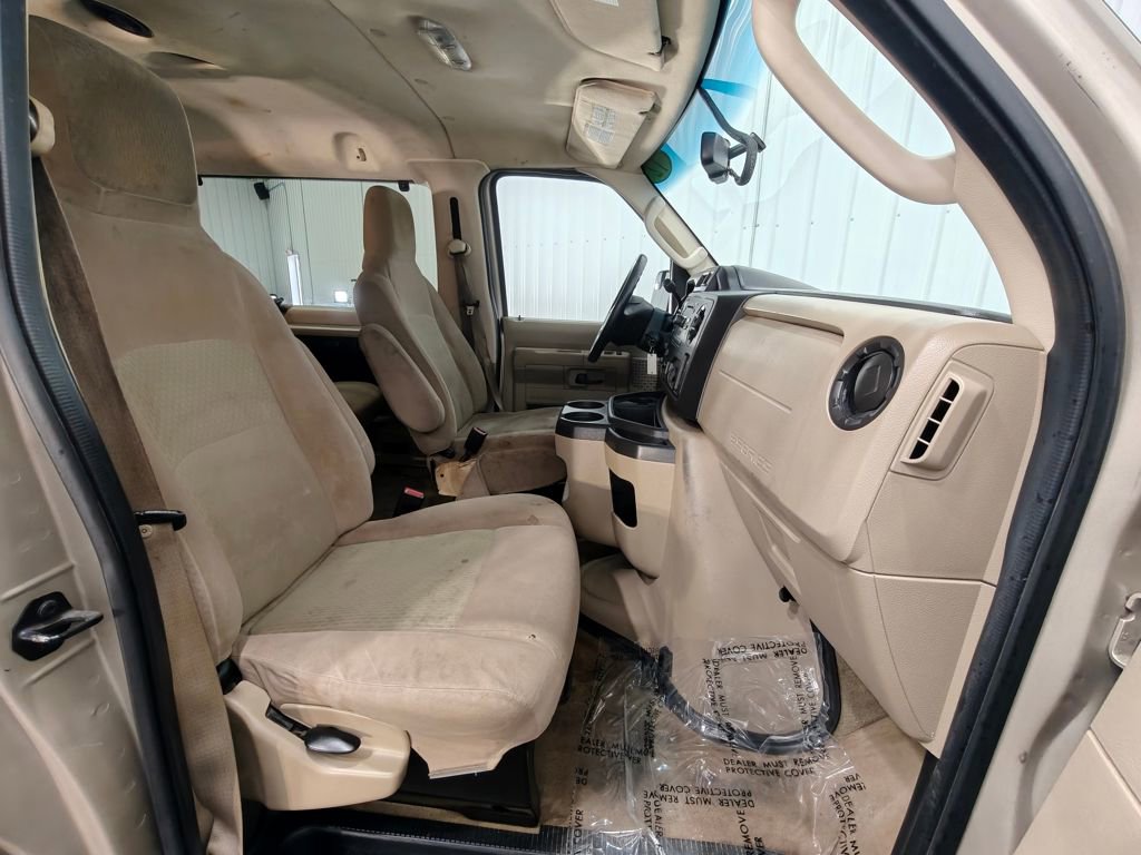 Used 2012 Ford E-350 and Econoline 350 XLT RWD image 21