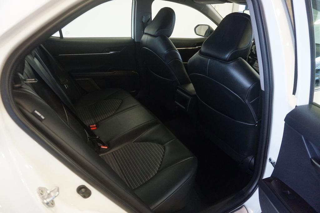 Used 2024 Toyota Camry SE image 20
