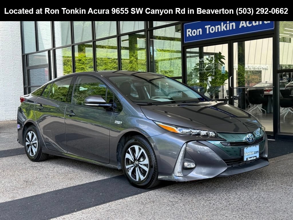 Used 2019 Toyota Prius Prime Advanced FWD image 1