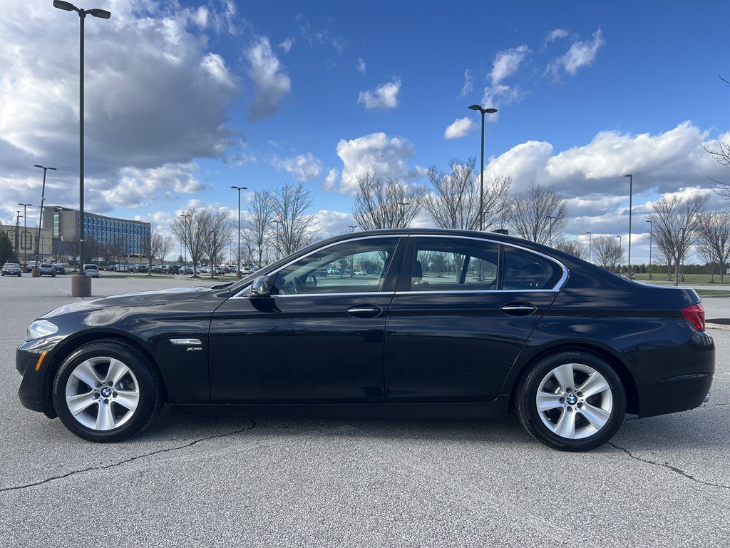 Used 2012 BMW 528i xDrive Sedan image 2