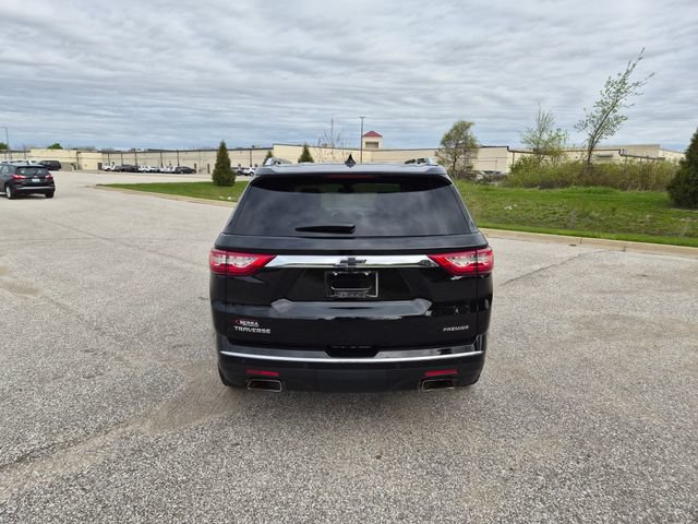 Used 2021 Chevrolet Traverse Premier FWD image 6