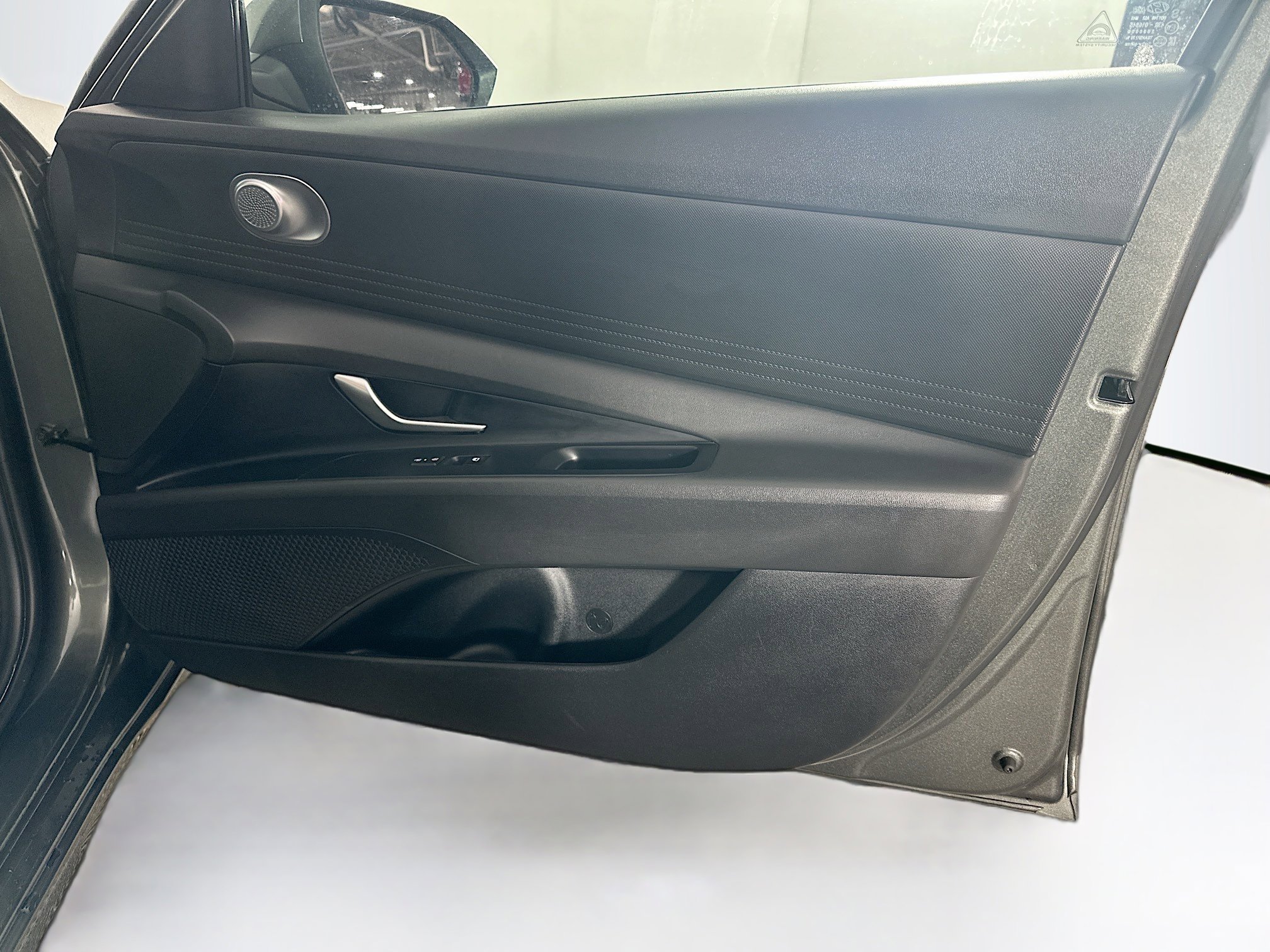 Used 2024 Hyundai Elantra SEL image 32