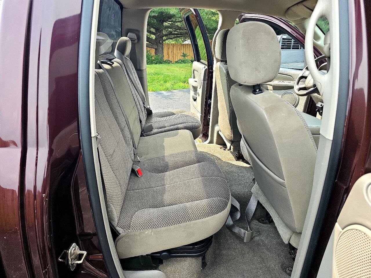 Used 2005 Dodge Ram 2500 Truck SLT w/ Quad Cab Big Horn Value Group image 16